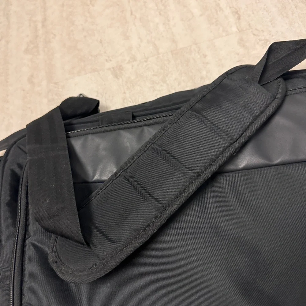 Dell laptop carrying  case bag keyed notebook lock